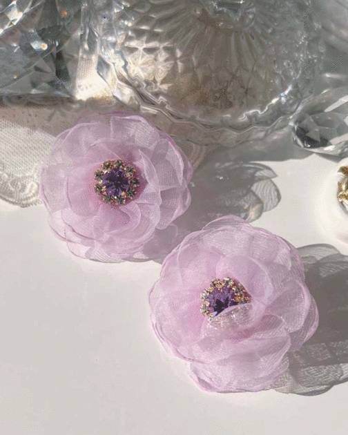 [귀찌가능] 연꽃잎 플라워 귀걸이 (2color)